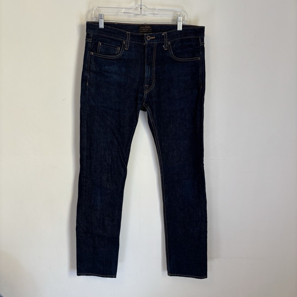 Filson Men's Muleskinner Jeans Raw Indigo 33x33 Everyday Classic